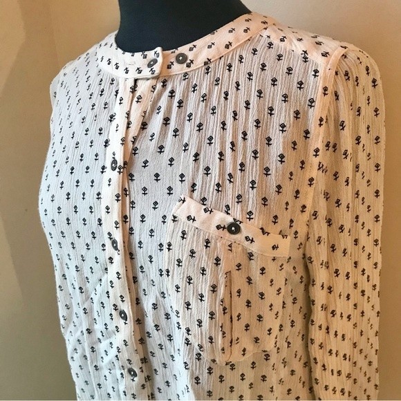 FREE PEOPLE Patterned Top Cream White Rune Runic Anchor Flower Long Sleeve - Picture 1 of 8
